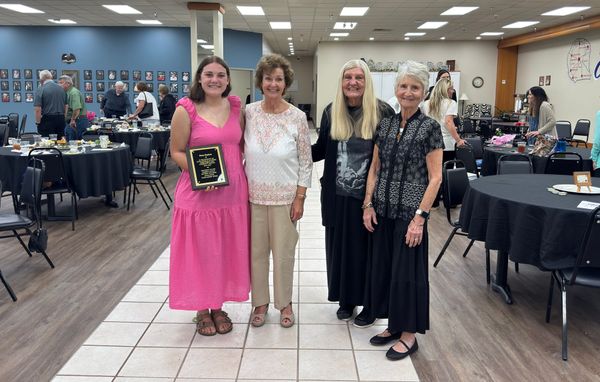 Retired teachers hold Spring Banquet