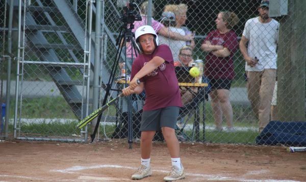 Helton's caps perfect season