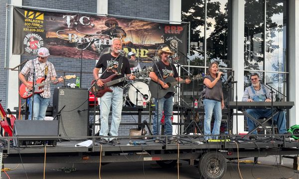 Main Street Live ends with a bang