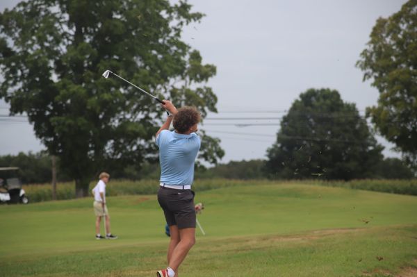 WCHS golf beats Shelbyville