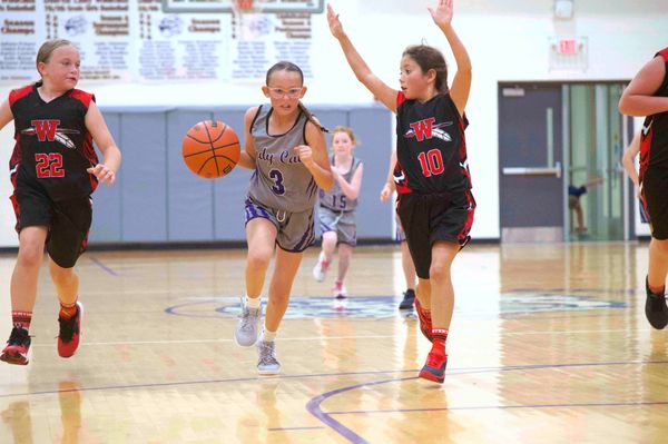Dibrell, Centertown split battle of unbeatens