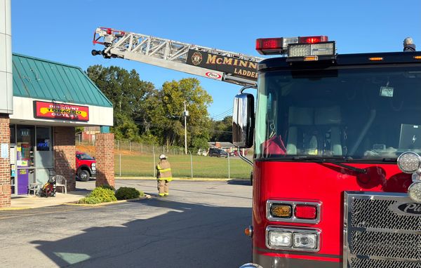 Smoke at tobacco store causes alarm