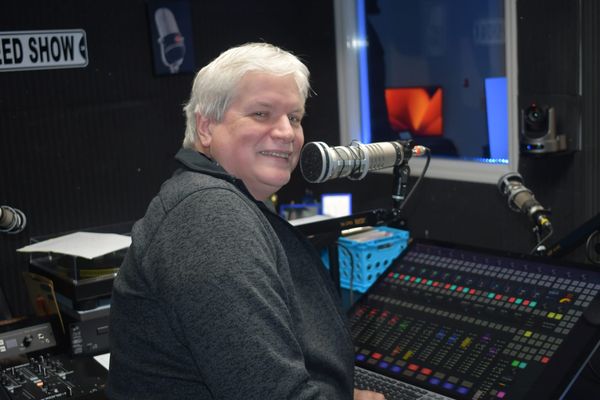 Barnes returns to the airwaves