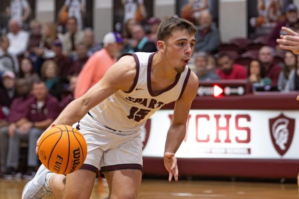 Warriors blow past Wildcats