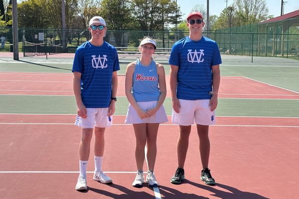 WCHS tennis roasts Coffee on Senior Night