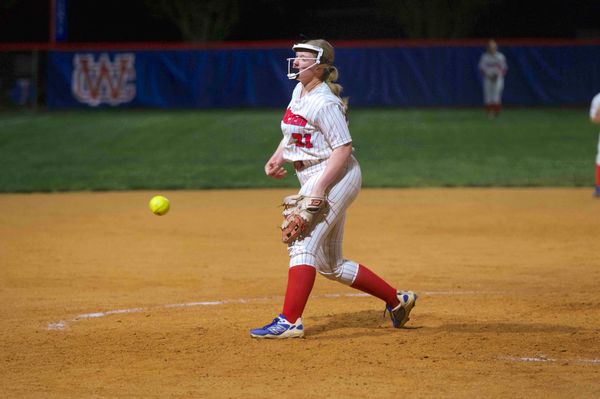 Lady Pioneers swept by Lincoln