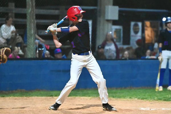 Pioneers shutout Stone, keep season alive