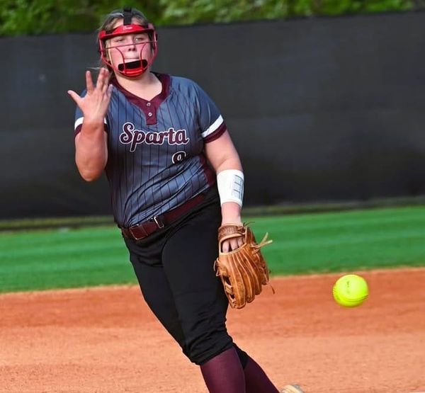 Warriorettes Fall 2-1, Face Elimination Thursday
