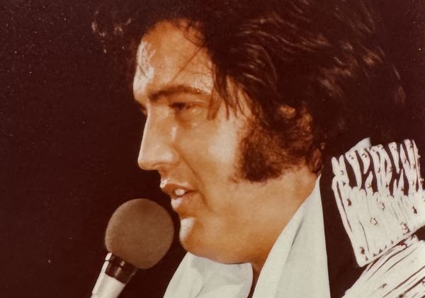 Reed shares rarely seen Elvis photos