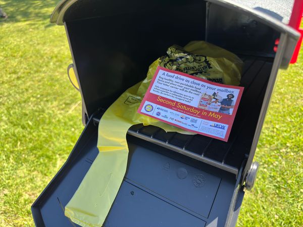 Lunch (mail)box