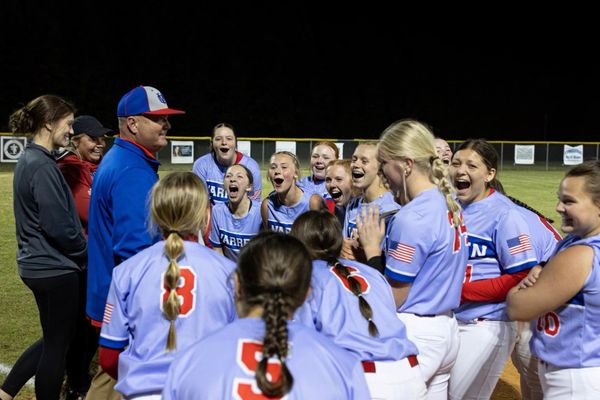 Lady Pioneers rally past Algood