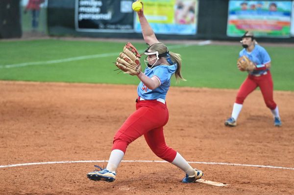 Coffee walk-off sinks Lady Pioneers