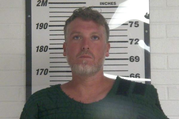 Alleged reckless driver accused of fleeing from deputies