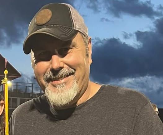 Manchester man dies after medical emergency on Barren Fork River