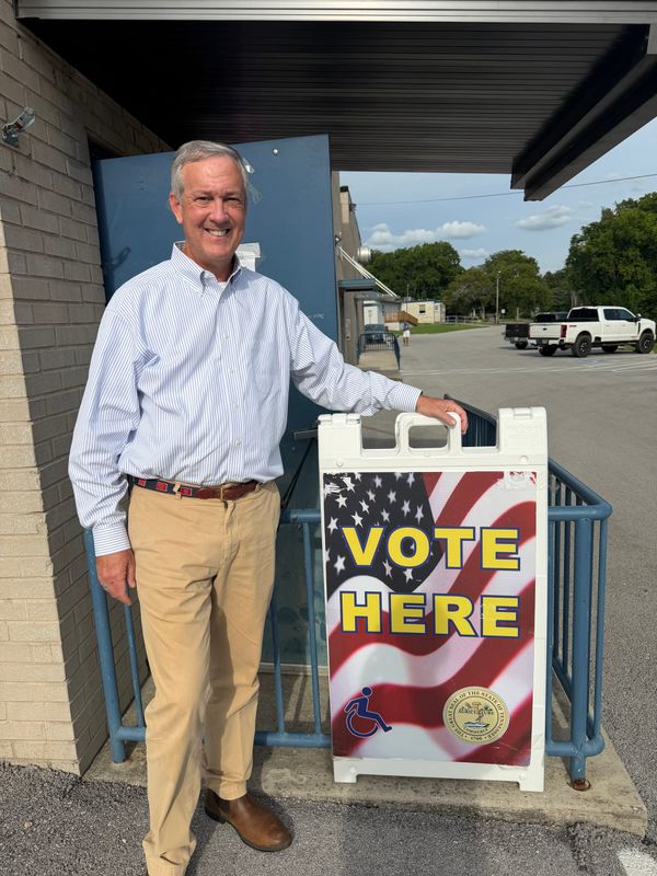Secretary of State Tre Hargett visits Warren County