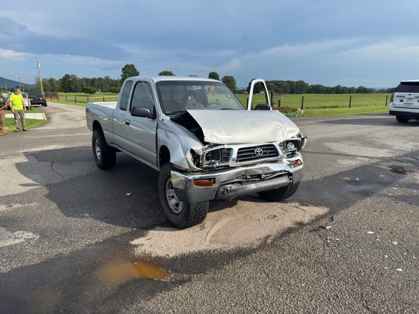 One charge, no injuries in Wednesday wreck