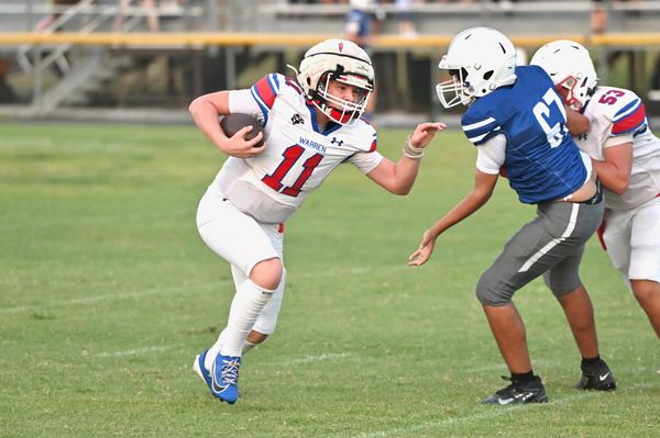 Pioneers tame Tigers, roar to 4-0