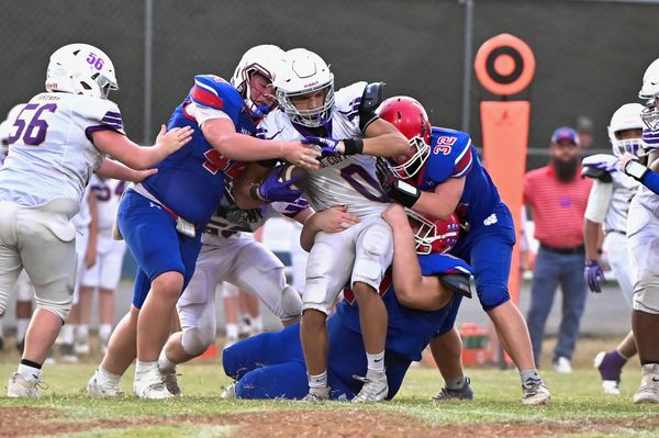 Coffman crashes Pioneers’ perfect start
