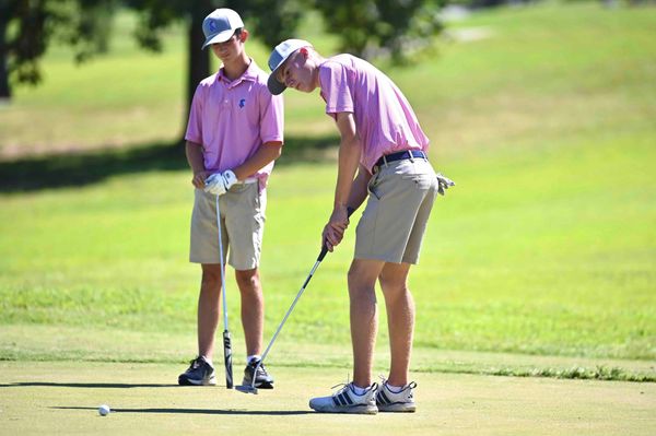 WCHS golfers tested by Coffee County, Tullahoma