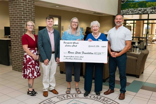 Fairfield Glade Ladies Club Makes Milestone Donation to Roane State