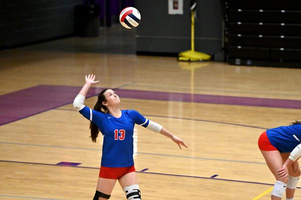 Lady Pioneers rally past Warriorettes