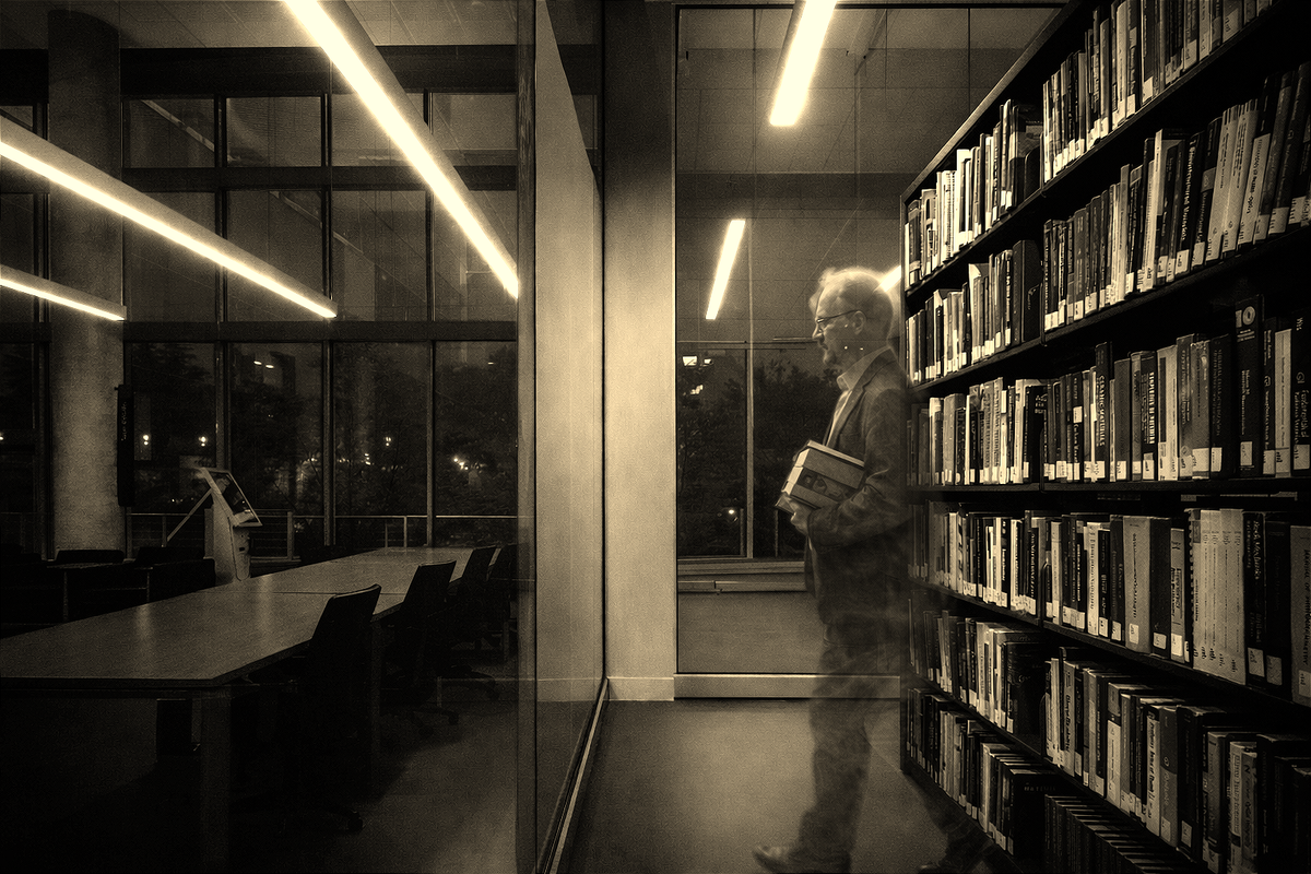Un ultimo paseo por la biblioteca