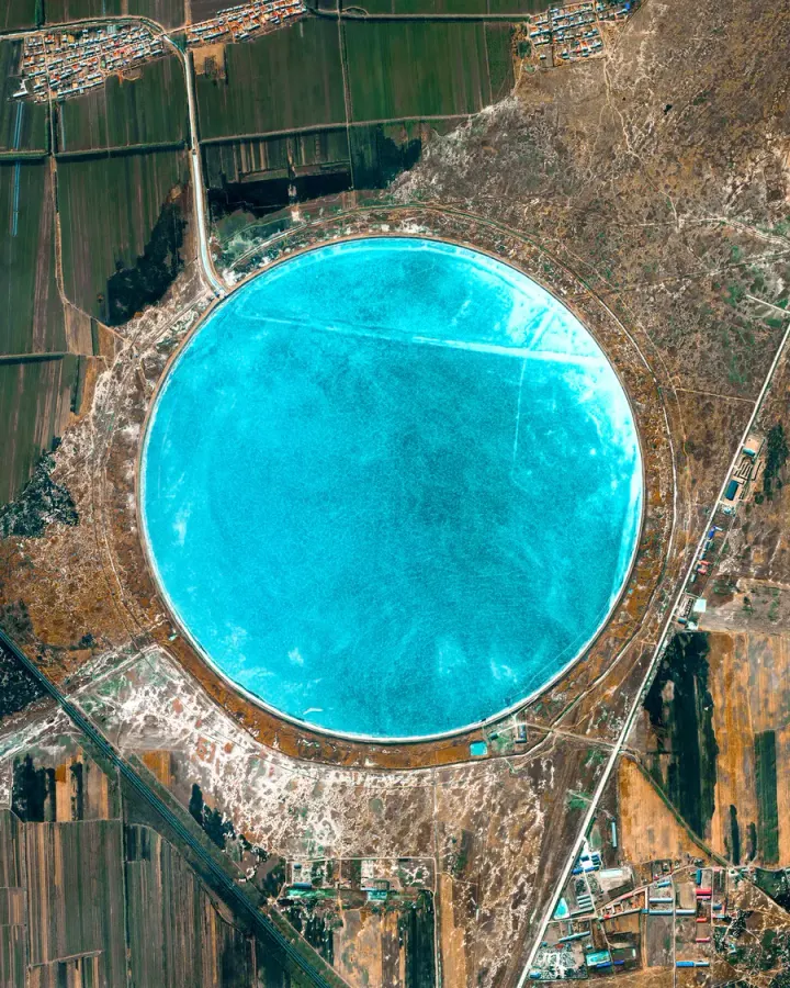Care at scale ⊗ How change happens ⊗ Your sci-fi future