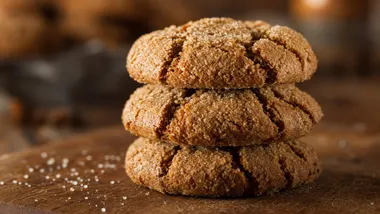 Chewy Ginger Molasses Cookies From the Spice Cabinet