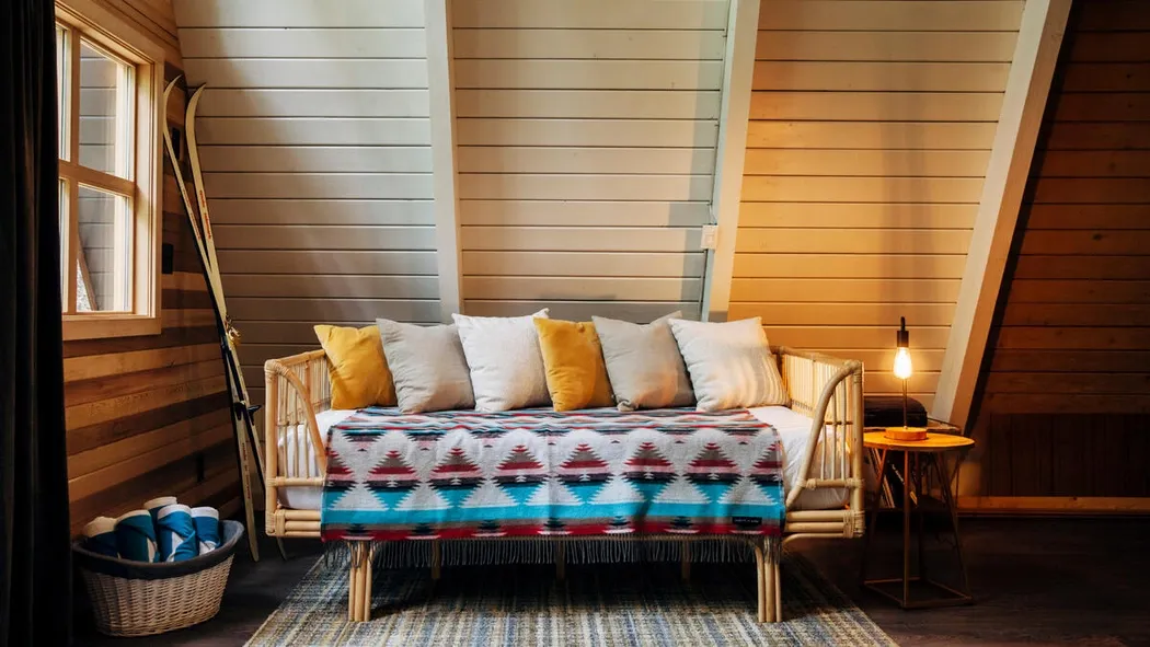 Emma's Host Insights