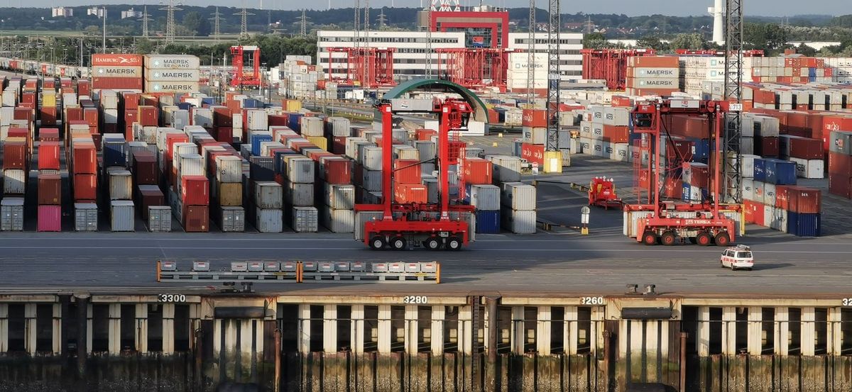 Another day, another shipping lane