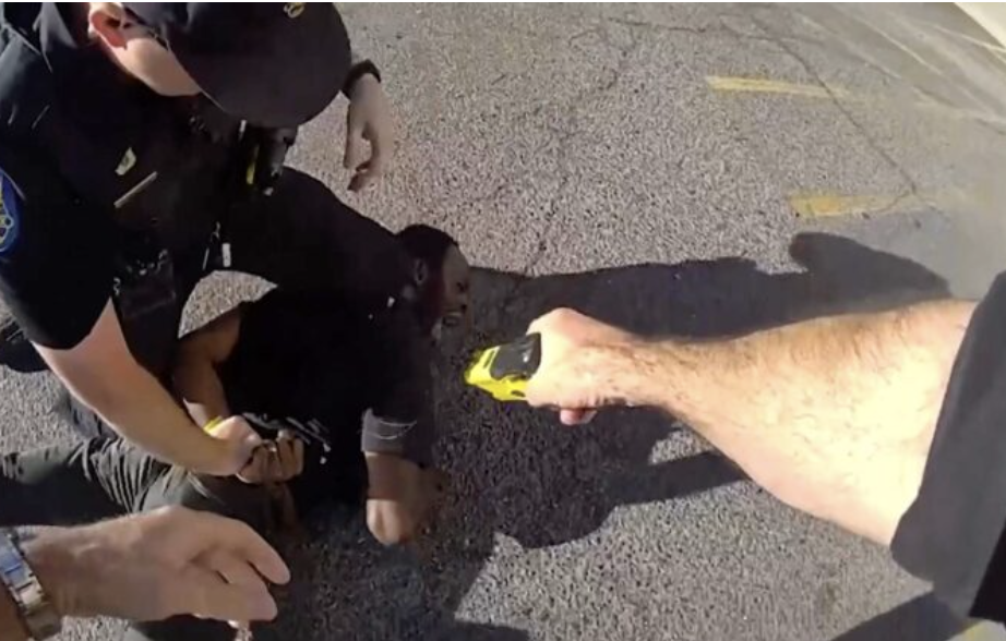 Police ‘Brutalize’ Deaf, Disabled Black Man—Face 'No Punishment' as Trump Pushes Cop Immunity