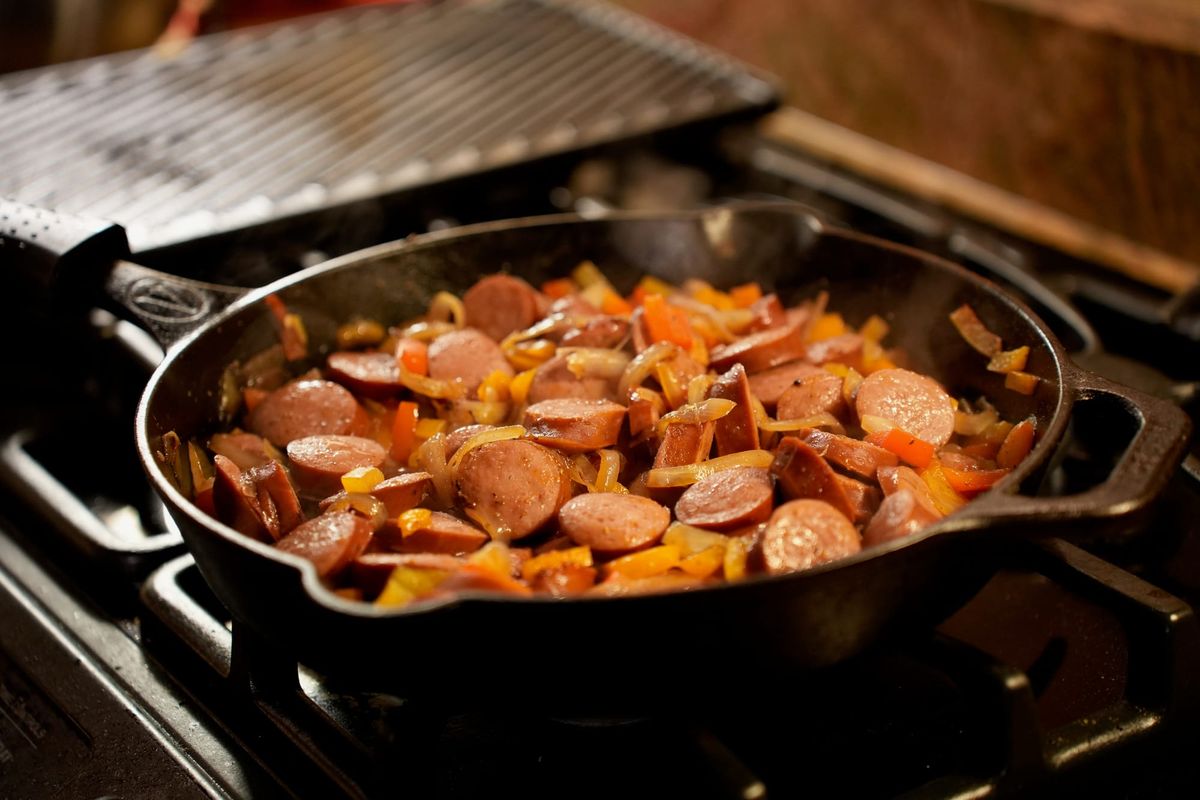 Weekly R&R #001: Sautéed Sausage, Peppers and Onions