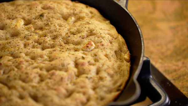 Weekly R&R #006: Mediterranean Olive & Feta Focaccia