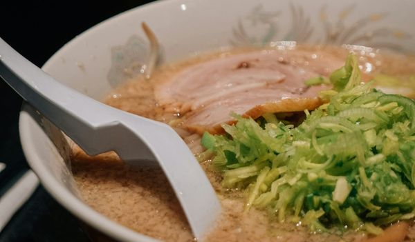 🌧️ 春雨季的治愈食物：亚洲超市里的热汤指南
