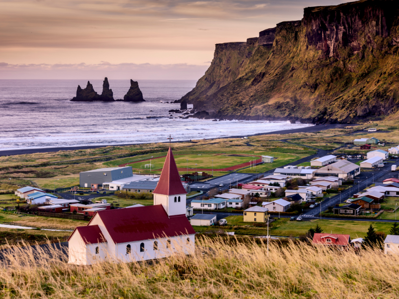 🇮🇸 Iceland
