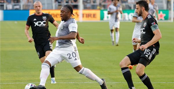 Late goal helps Toronto FC earn road draw vs. D.C. United