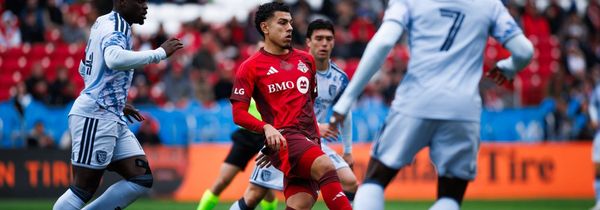 Toronto FC battles San Jose Earthquakes to draw