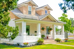 How to Find Your First Tenant in Orlando or Tampa
