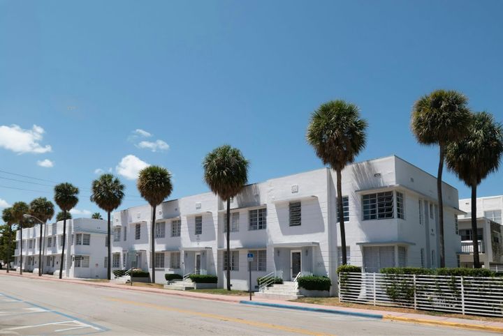 Florida small multifamily apartment building exterior on a clear day