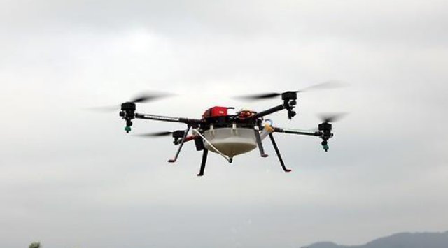 Amphibious drone