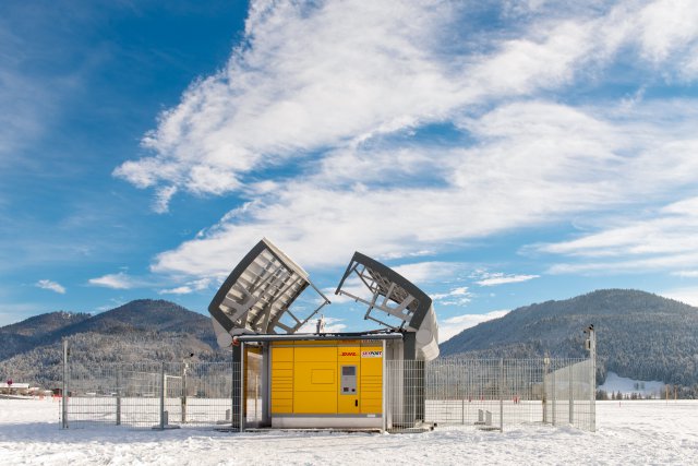 dhl-packstation-skyport-open