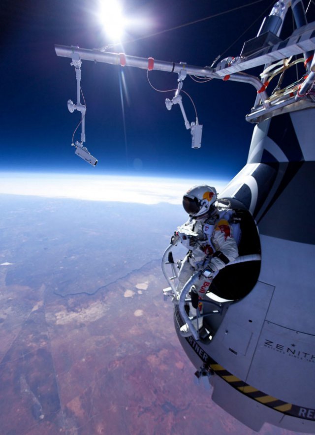 Felix_Jump