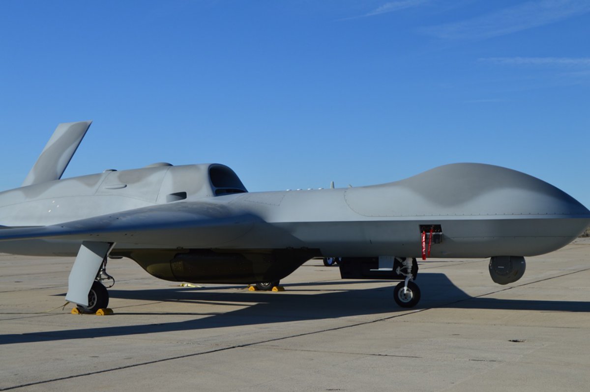 MS177 Predator C Avenger
