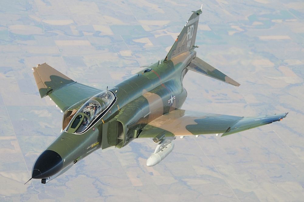 McDonnell Douglas F-4 Phantom II - the Fighter that Melted an Aircraft Carrier