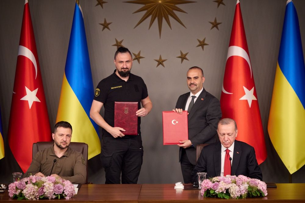 Turkey and Ukraine Sign MoU to Cooperate on UAVs and Other Strategic Industries