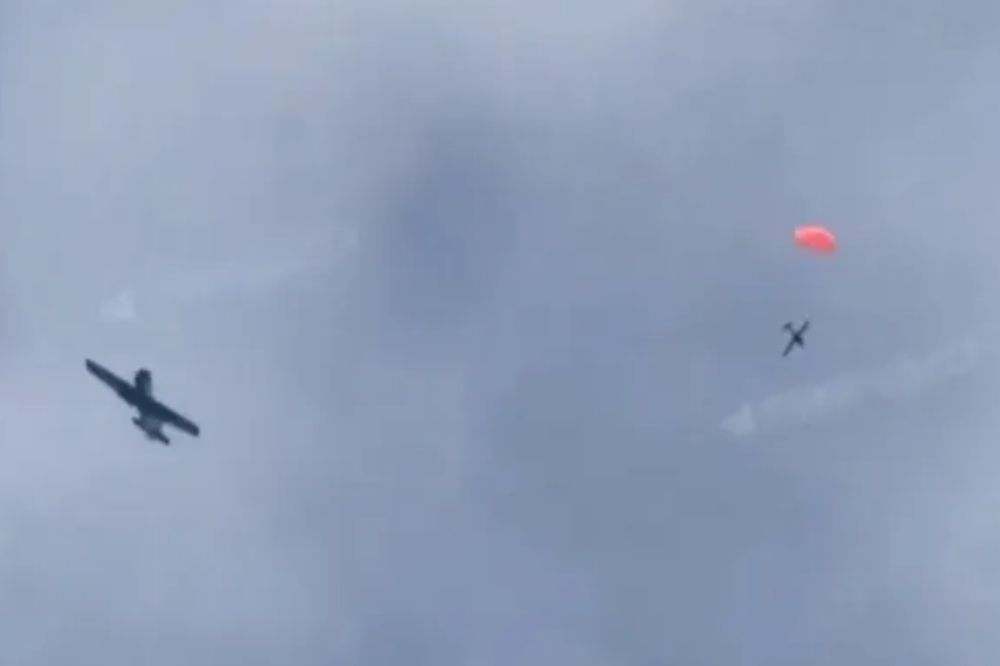 Ukrainian Yak-52 Equipped with Machine Gun Shoots Down Russian UAV