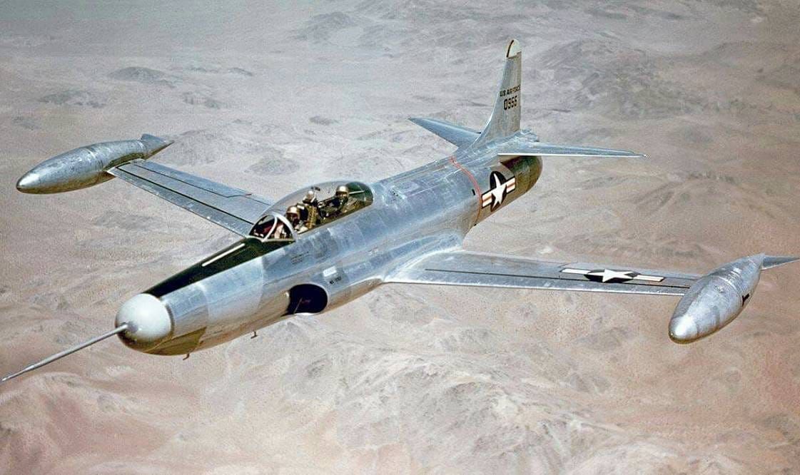 Lockheed F-94 Starfire - Space Age Jet Terrorized by a Rust Bucket