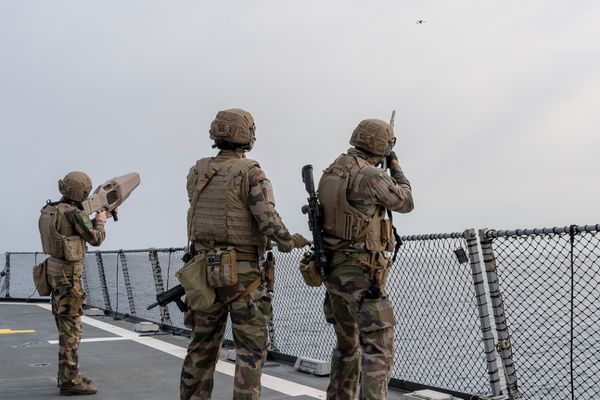 French Navy Holds At-Sea Anti-Drone Exercise
