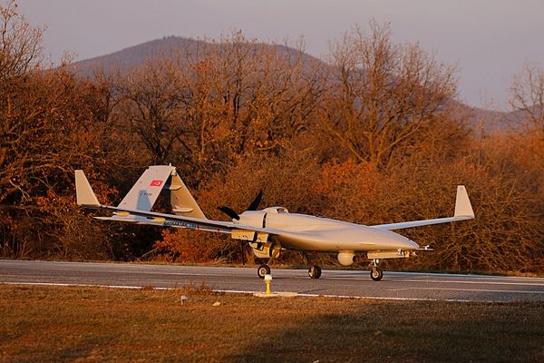 Bayraktar TB2T-AI UCAV Powered by Articial Intelligence and a Turbo Engine