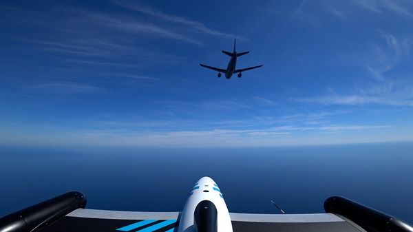 Aerial Refuelling Without Human Intervention